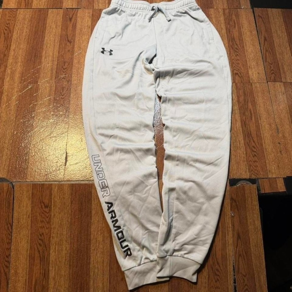 Under Armour Grey Retro Tech Sweatpants Jogger Youth Large (12)
